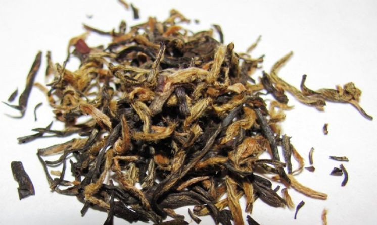 Красный чай производста китайского бренда "Юэхуа" 